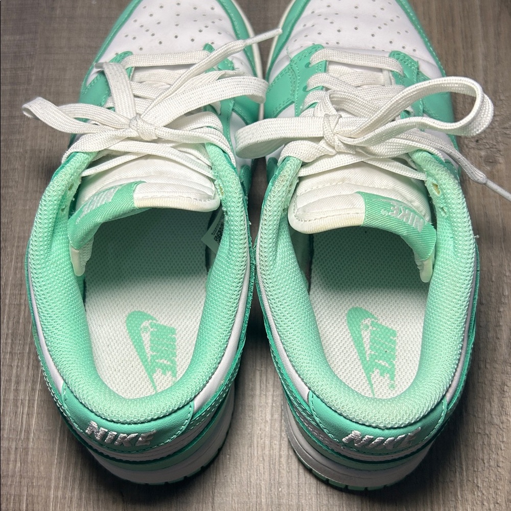 Nike Dunk Low Green Glow - Picture 5 of 6